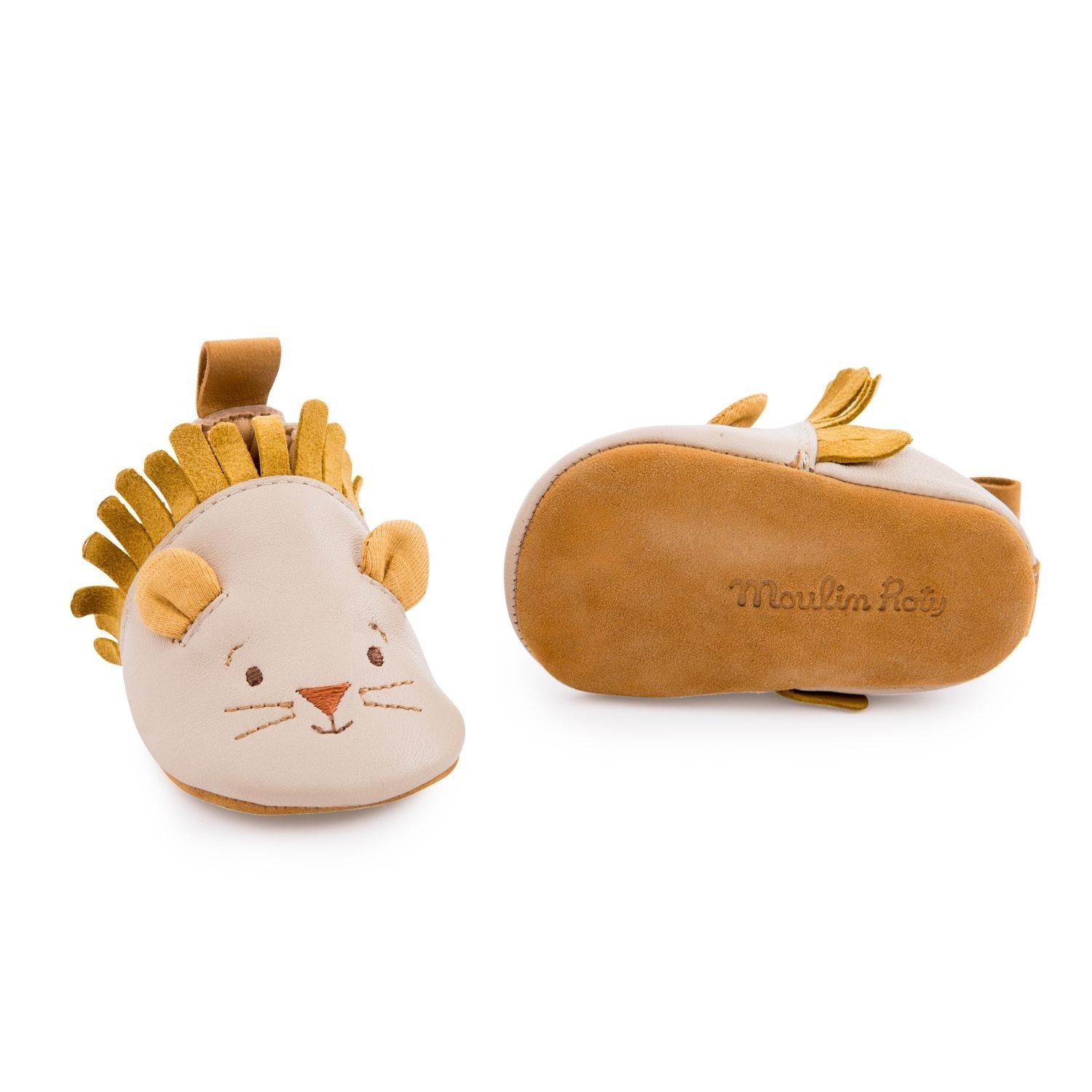 2021-04-chaussons-cuir-lion-beige-sous-mon-baobab.jpg