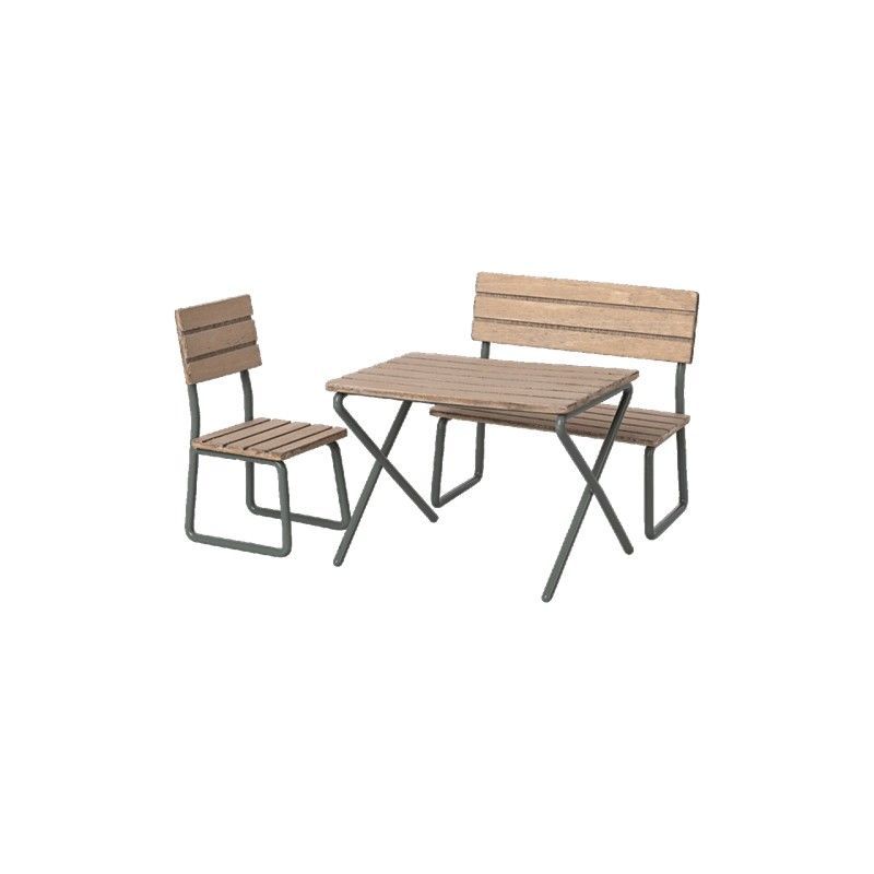 2023-01-garden-set-table-w-chair-and-bench-mouse.jpg