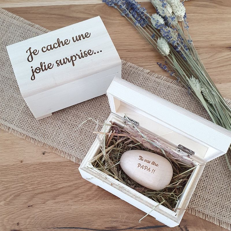 2023-03-boite-oeuf-annonce-naissance-1.jpg