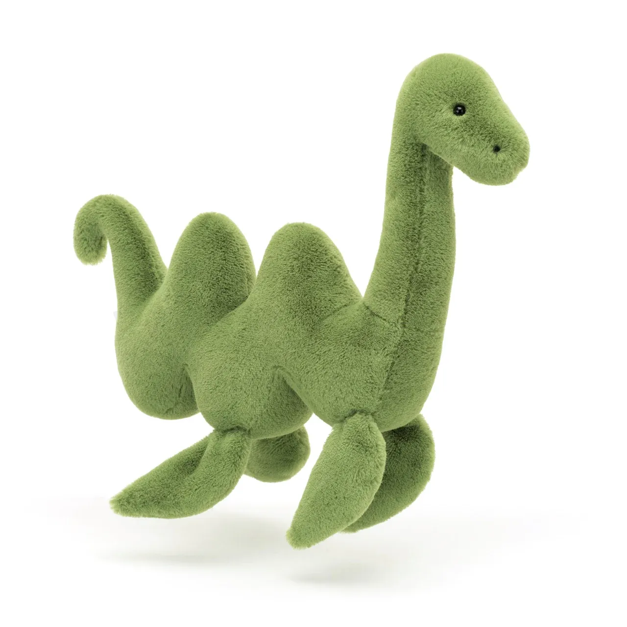 2023-08-nes2nes-nessie-nessa-1large.webp
