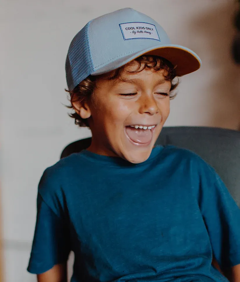 casquette-enfants-bebes-unisexe-trucker-bleu-hello-hossy.webp