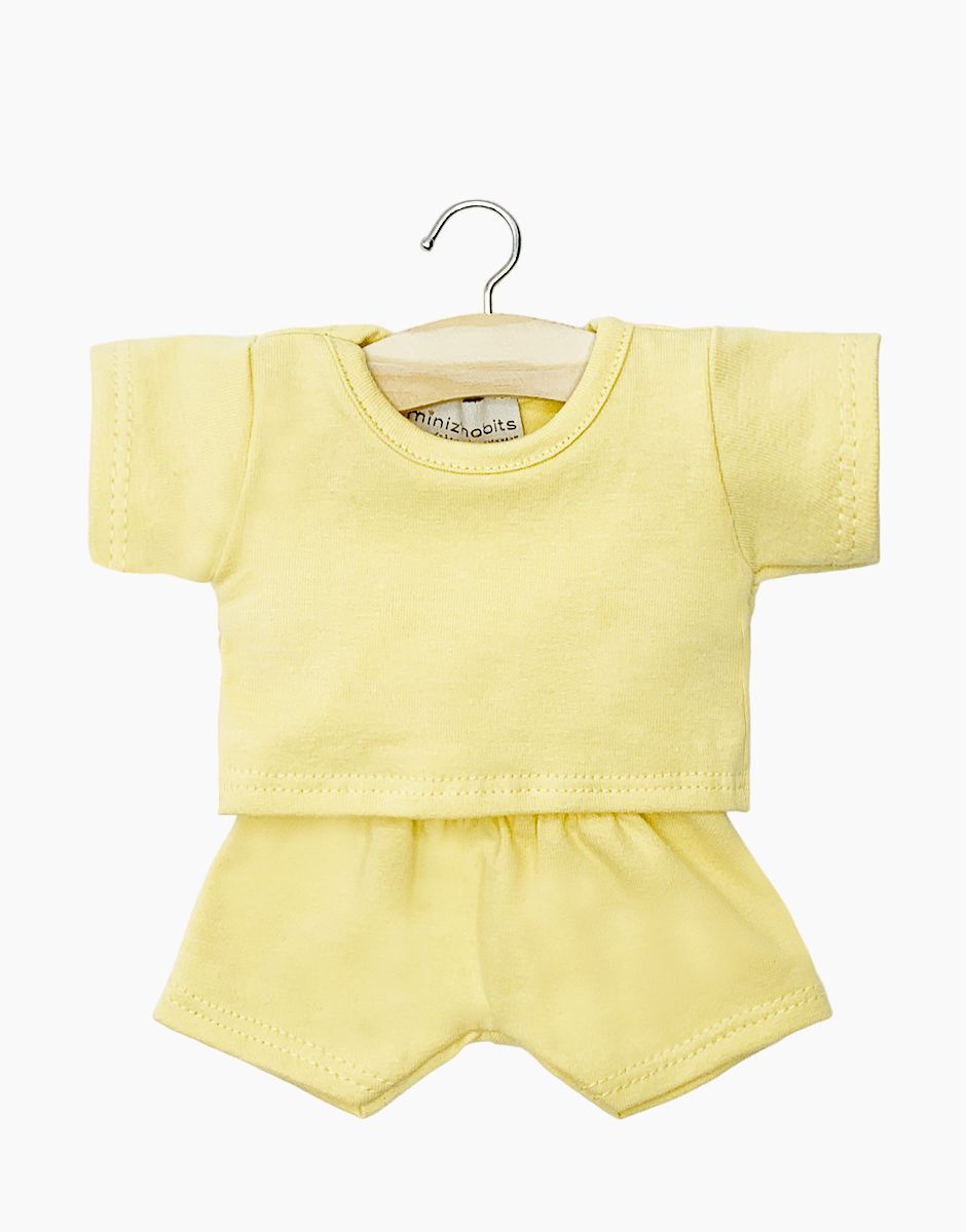 minikane-vetements-poupees-gordis-les-ptits-basiques-ensemble-t-shirt-et-short-vito-en-jersey-vanille.jpg