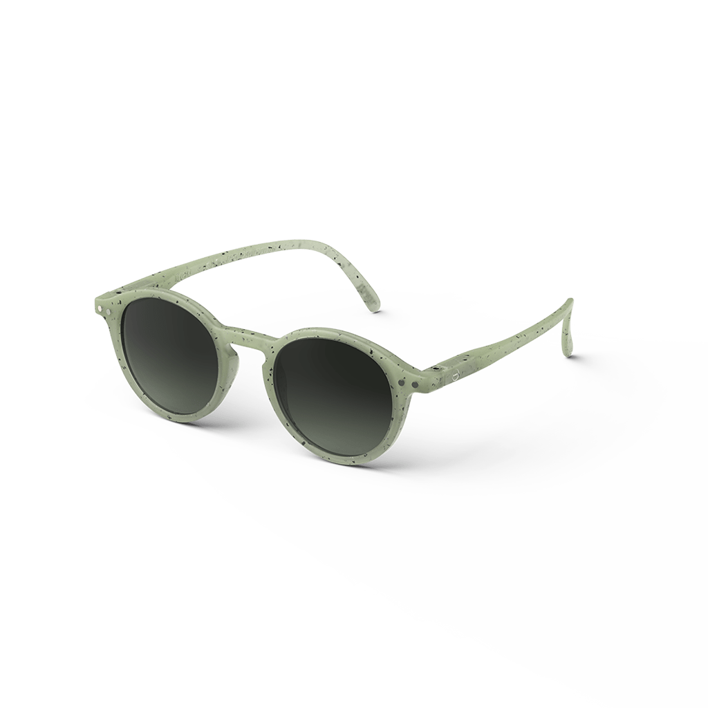 izipizi-lunettes-soleil-dyed-green-d-junior2.png
