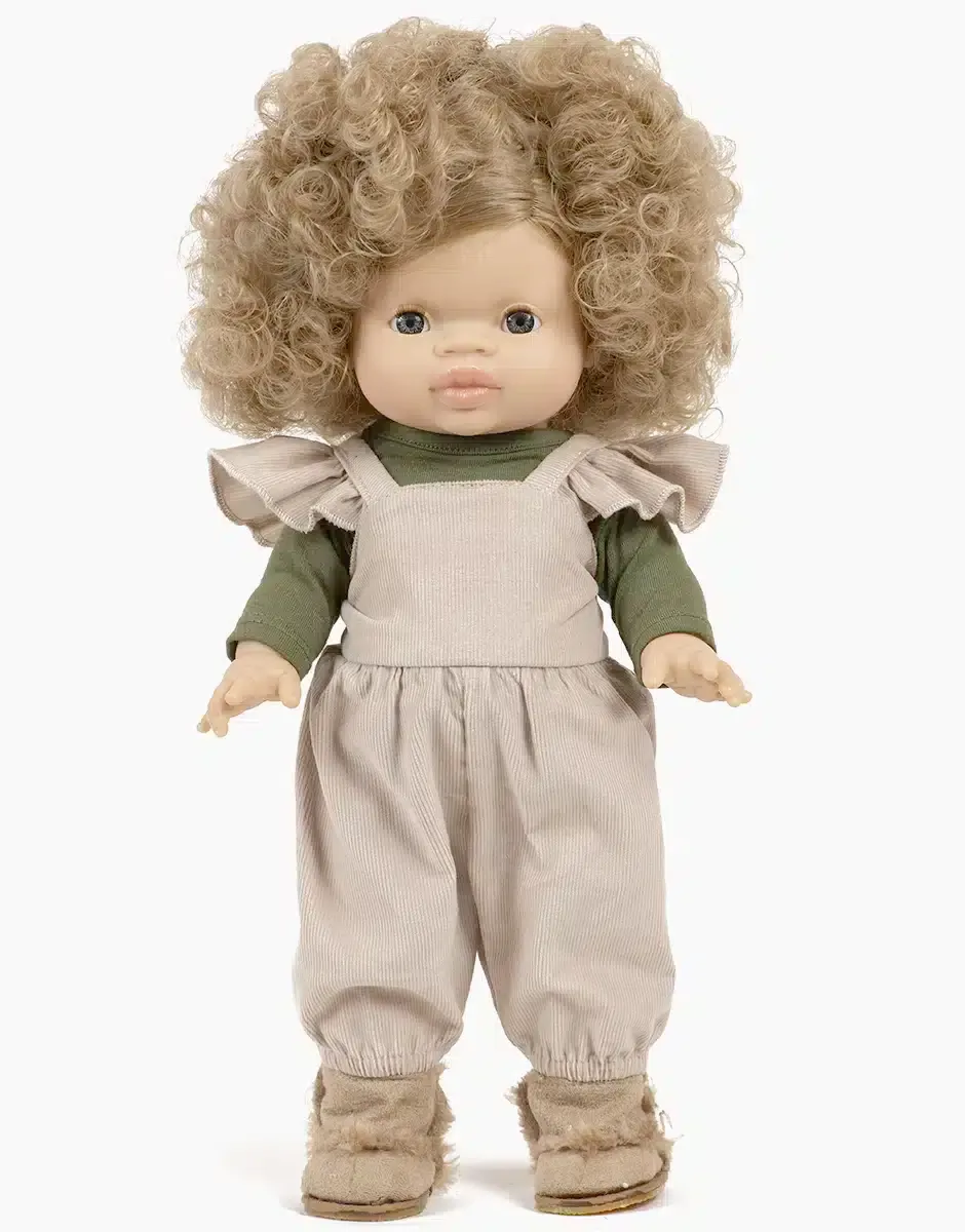 minikane-dressing-poupees-gordis-ensemble-salopette-claudie-en-milleraies-galet-et-t-shirt-kaki-fonce.webp
