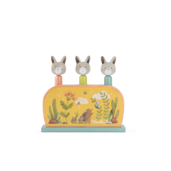 jouet-pop-up-en-bois-trois-petits-lapins-moulin-roty.webp