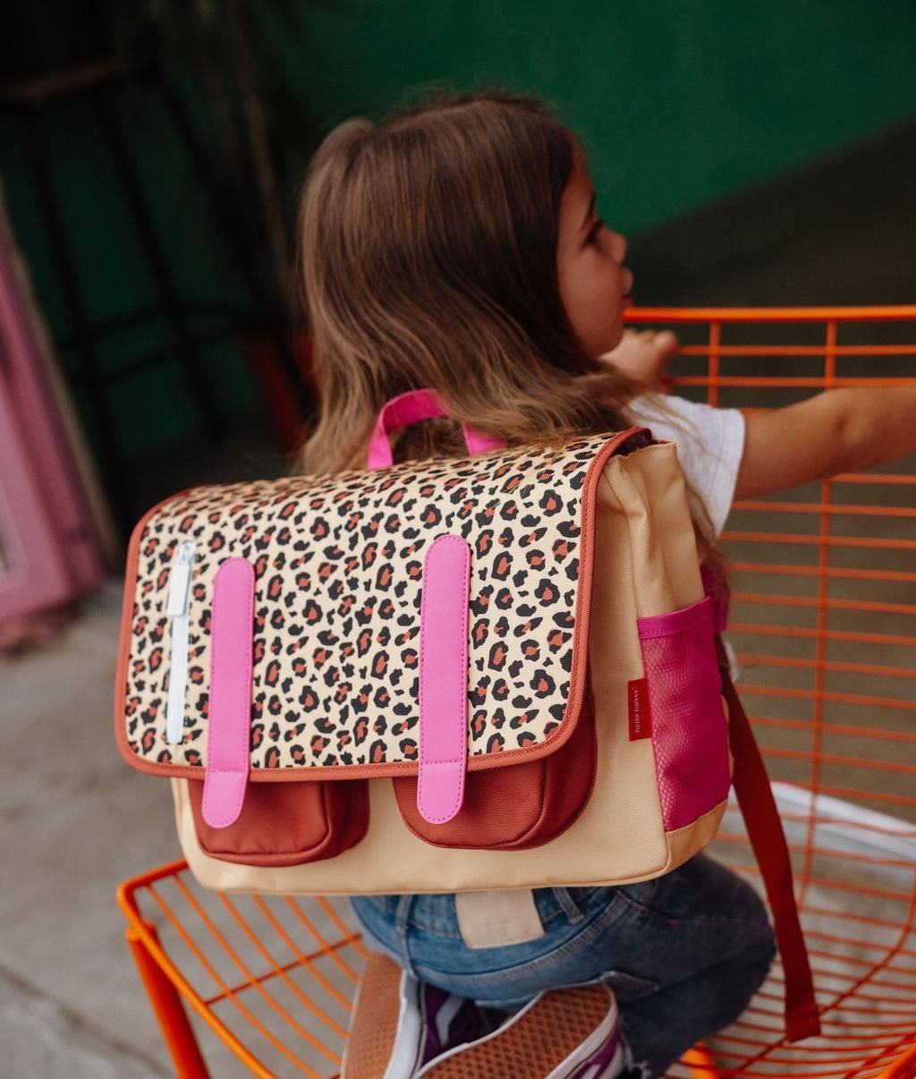 sous-la-bonne-etoile-hellohossy-cartable-leopard-2-5-ans-4.jpg