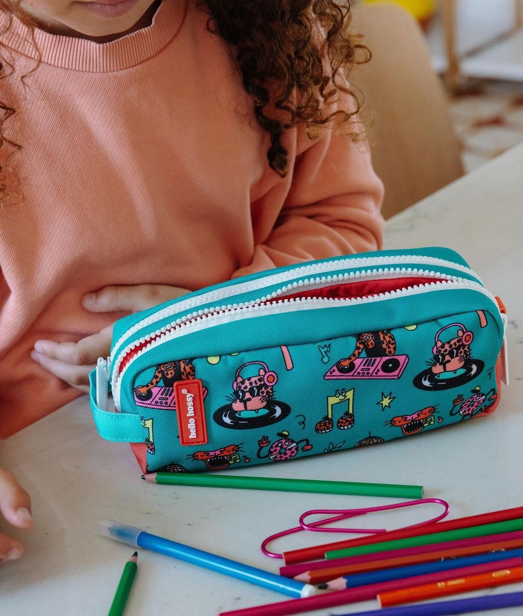 sous-la-bonne-etoile-hellohossy-trousse-disco-roar-5.jpg
