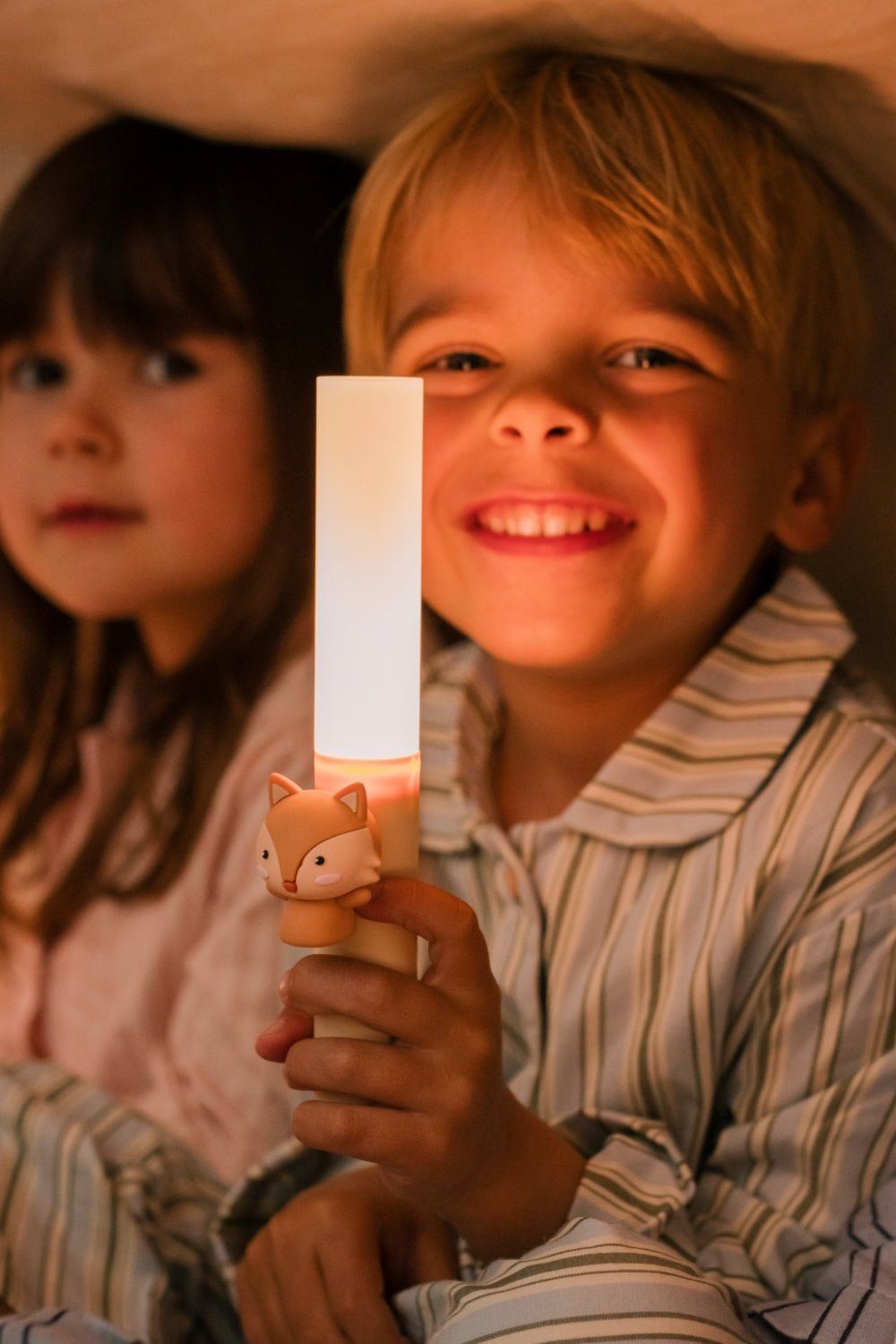 sous-la-bonne-etoile-coolkidz-lampe-torche-renard-2.jpg