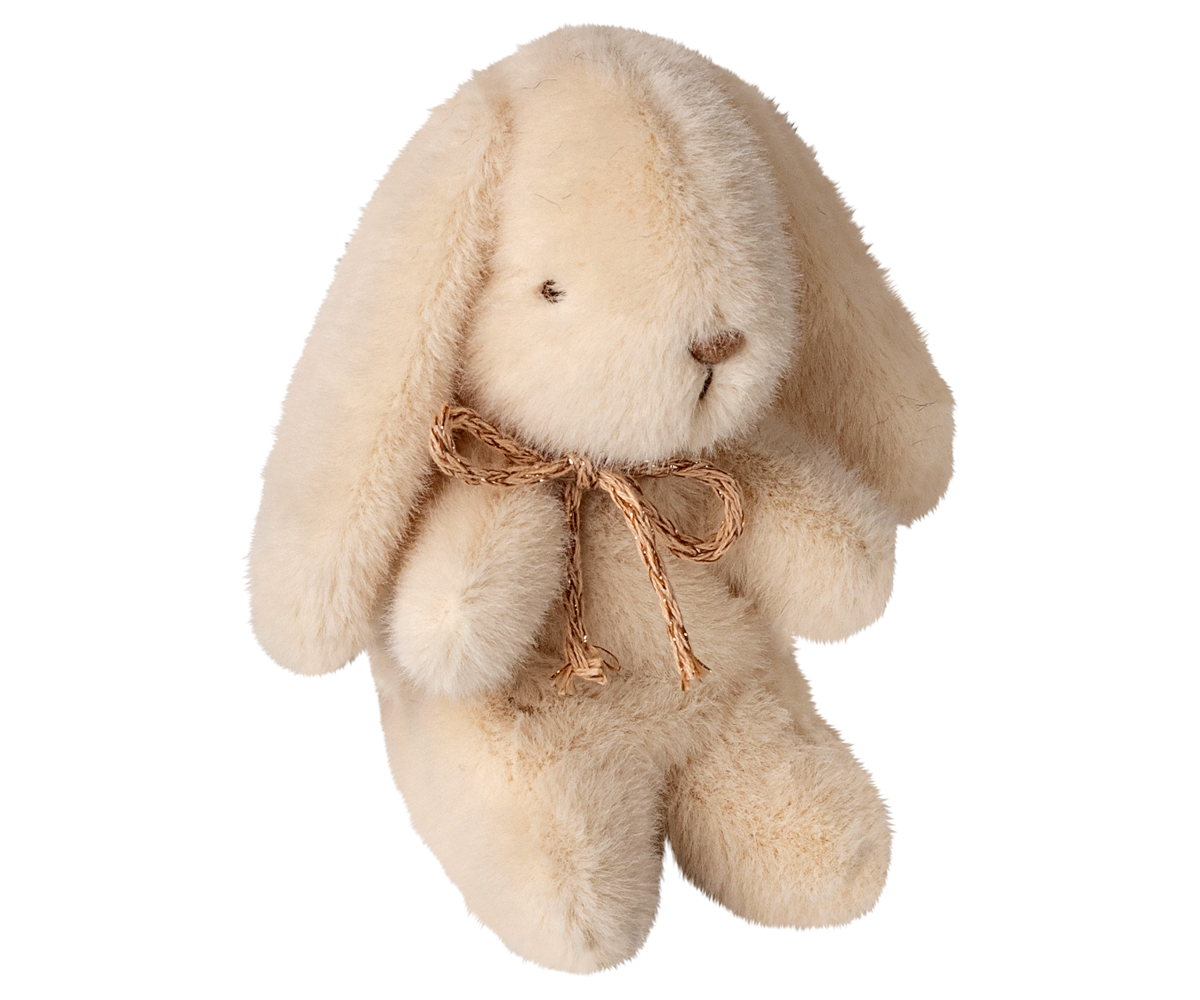 sous-la-bonne-etoile-moulin-roty-petit-lapin-creme-arthur-et-louison-1.png