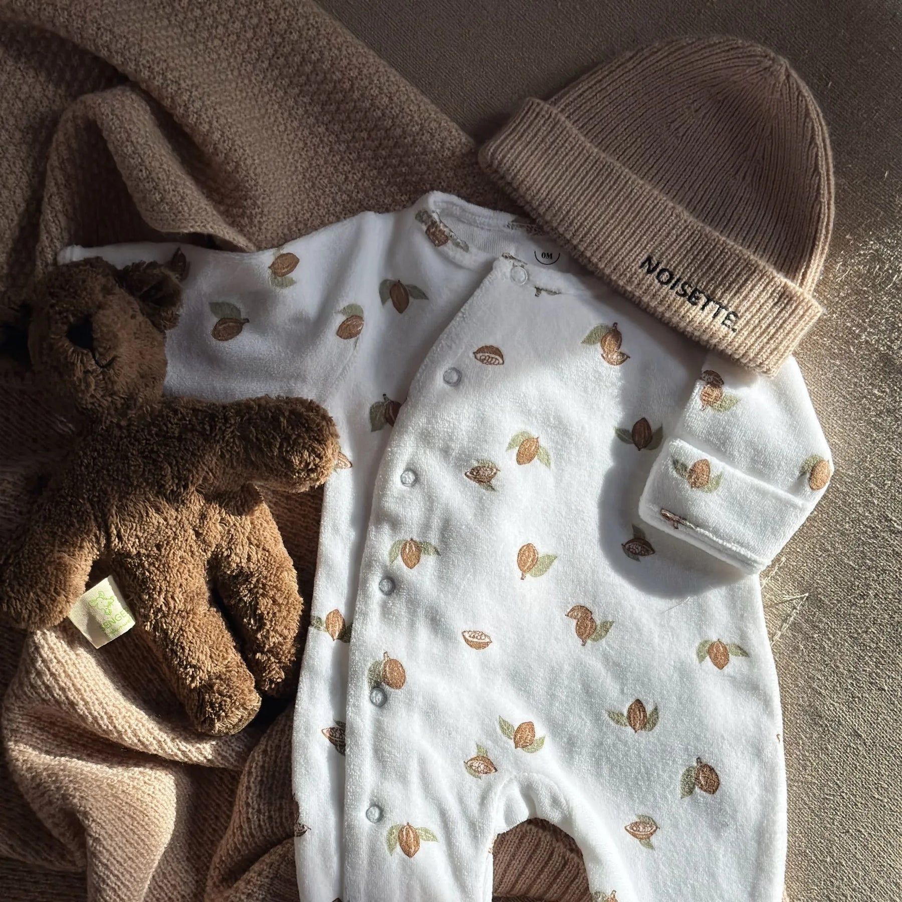 sous-la-bonne-etoile-moulin-roty-pyjama-12-mois-velours-jungle-la-foret-mawa-1.jpg